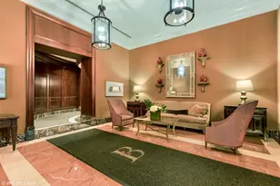 57 E Delaware Pl, Chicago, IL 60611 - Photo 3