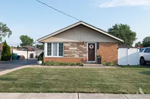 5721 W 83rd Pl, Burbank, IL 60459 - Photo 1