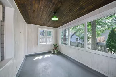 226 N Van Buren Street, Batavia, IL 60510 - Photo 5