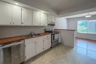1120 Kara Dr, Champaign, IL 61822 - Photo 15