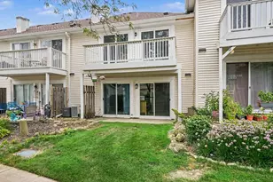 395 Springlake Ln, Aurora, IL 60504 - Photo 19