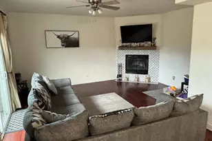 22 University Dr, Buffalo Grove, IL 60089 - Photo 7