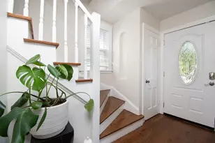7141 N Kedvale Ave, Lincolnwood, IL 60712 - Photo 7