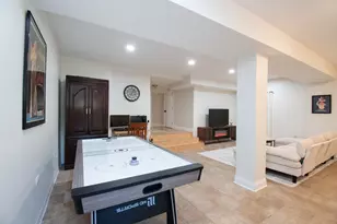 7141 N Kedvale Ave, Lincolnwood, IL 60712 - Photo 43
