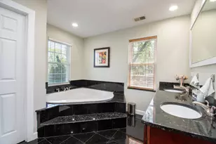 7141 N Kedvale Ave, Lincolnwood, IL 60712 - Photo 31