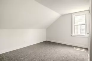 8822 S California Ave, Evergreen Park, IL 60805 - Photo 13