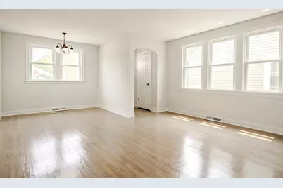 8822 S California Avenue, Evergreen Park, IL 60805 - Photo 7