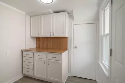 8822 S California Avenue, Evergreen Park, IL 60805 - Photo 5