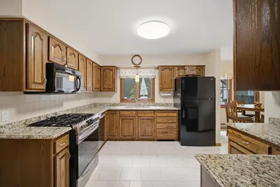 243 N Delany Road, Gurnee, IL 60031 - Photo 9