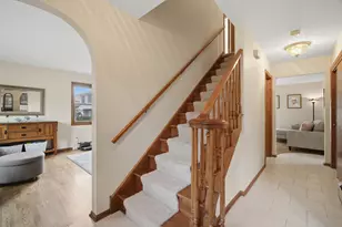 243 N Delany Rd, Gurnee, IL 60031 - Photo 3