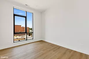3207 N Lawndale Ave, Chicago, IL 60618 - Photo 13