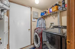 229 Churchill Ct, Round Lake Beach, IL 60073 - Photo 17