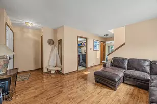 229 Churchill Ct, Round Lake Beach, IL 60073 - Photo 5