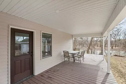 204 S Henry Street, Ashkum, IL 60911 - Photo 3