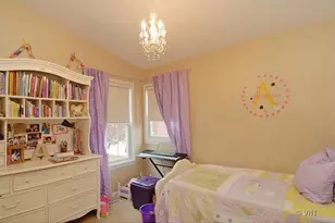 209 Wilton Ln, Mundelein, IL 60060 - Photo 11