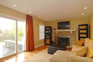209 Wilton Ln, Mundelein, IL 60060 - Photo 7