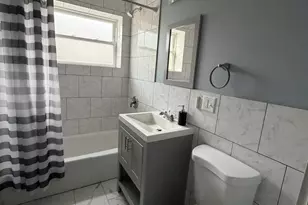 8700 S 82nd Ct, Hickory Hills, IL 60457 - Photo 11