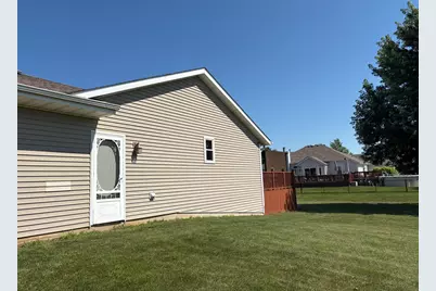 152 Prairie Moon Drive, Davis Junction, IL 61020 - Photo 5