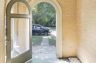 1211 Harvard Terrace, Evanston, IL 60202 - Photo 3