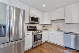 331 W Hillside Ave, Elmhurst, IL 60126 - Photo 7