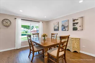 331 W Hillside Ave, Elmhurst, IL 60126 - Photo 5