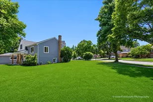 331 W Hillside Ave, Elmhurst, IL 60126 - Photo 17