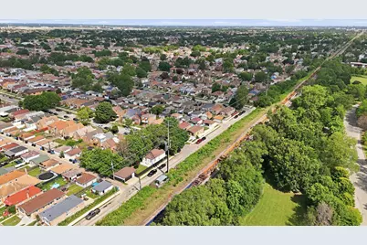 [Address not provided], Chicago, IL 60629 - Photo 23