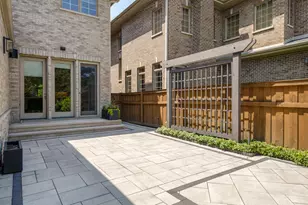 7739 Kenton Ave, Skokie, IL 60076 - Photo 35