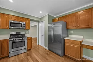 725 Pimlico Pkwy, Sleepy Hollow, IL 60118 - Photo 13