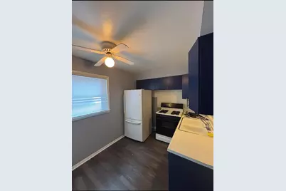 2144 135th Place #2, Blue Island, IL 60406 - Photo 3