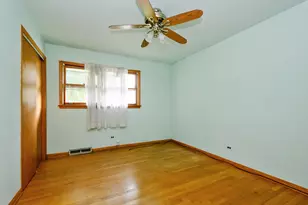 11132 84th Pl, Willow Springs, IL 60480 - Photo 11