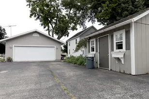 460 S Broadway St, Coal City, IL 60416 - Photo 15