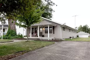 460 S Broadway St, Coal City, IL 60416 - Photo 19