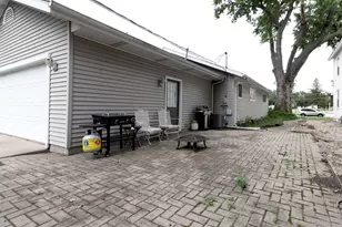 460 S Broadway St, Coal City, IL 60416 - Photo 17