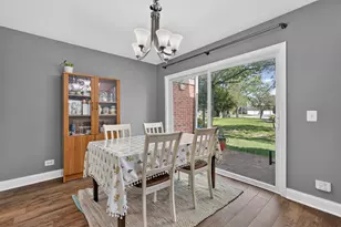 197 Rob Roy Ct, Schaumburg, IL 60194 - Photo 5
