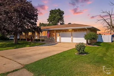 605 N Elm Street, Herscher, IL 60941 - Photo 1