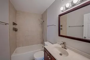 200 N Dearborn St, Chicago, IL 60601 - Photo 15