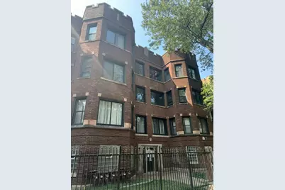 7530 S Phillips Avenue, Chicago, IL 60649 - Photo 1