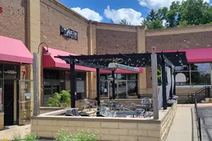 1762 N Milwaukee Ave, Libertyville, IL 60048 - Photo 1