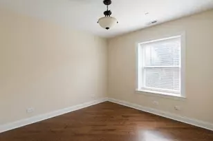 4018 N Central Park Ave, Chicago, IL 60618 - Photo 7