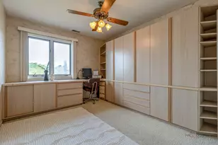 704 Picardy Cir, Northbrook, IL 60062 - Photo 21
