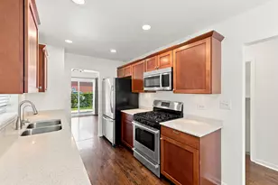 630 Hibbard Rd, Wilmette, IL 60091 - Photo 5