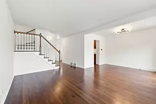 630 Hibbard Rd, Wilmette, IL 60091 - Photo 11