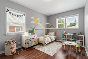 630 Hibbard Rd, Wilmette, IL 60091 - Photo 15