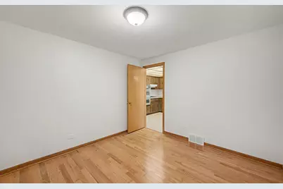 11543 S Ewing Avenue, Chicago, IL 60617 - Photo 11