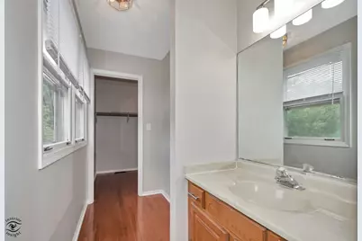 8348 Adbeth Avenue, Woodridge, IL 60517 - Photo 13