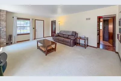 309 S Linn Street, Shannon, IL 61078 - Photo 3