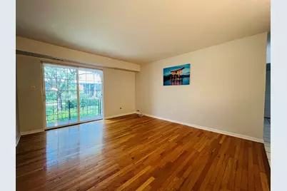 1511 N Windsor Drive #206, Arlington Heights, IL 60004 - Photo 3