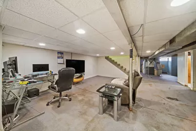 201 S Reedwood Drive, Joliet, IL 60436 - Photo 15