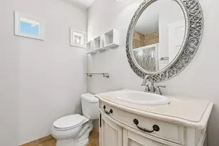 8029 Lincoln Ave, Skokie, IL 60077 - Photo 25